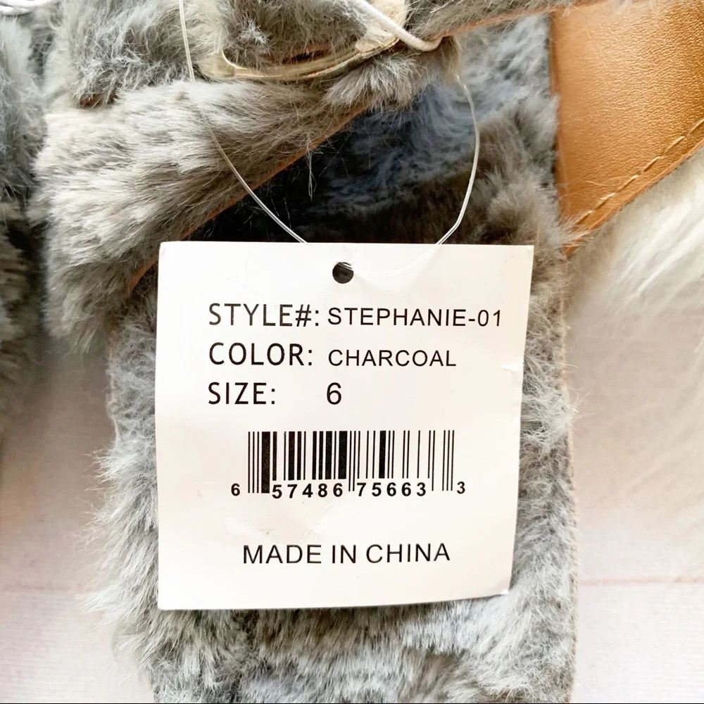 Olivia Miller Stephanie Grey Fur Slide Sandals | Size 6 - Picture 5 of 7